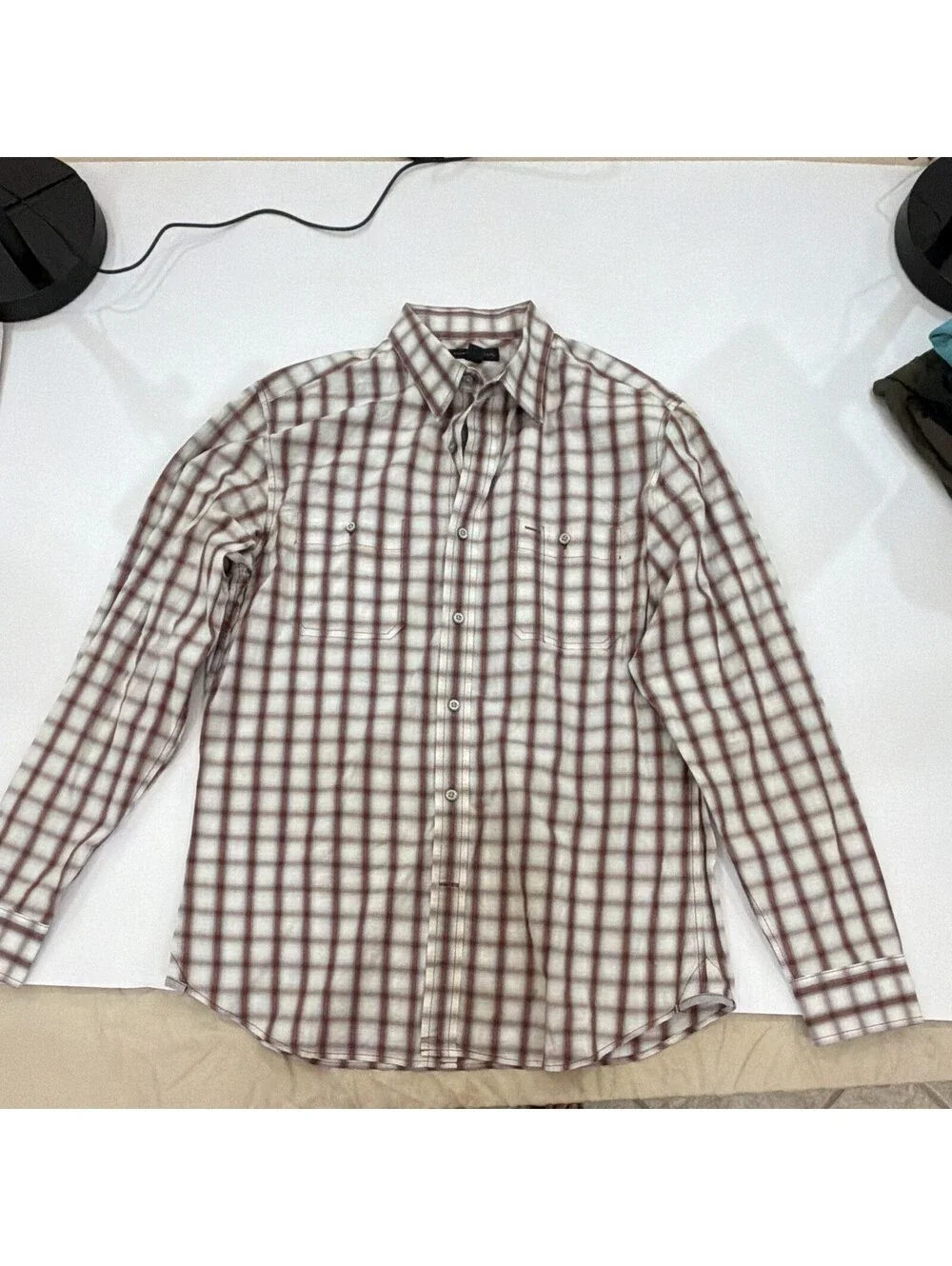 Banana Republic Men's Medium Long Sleeve Button-Up Shirt Flannel Plaid